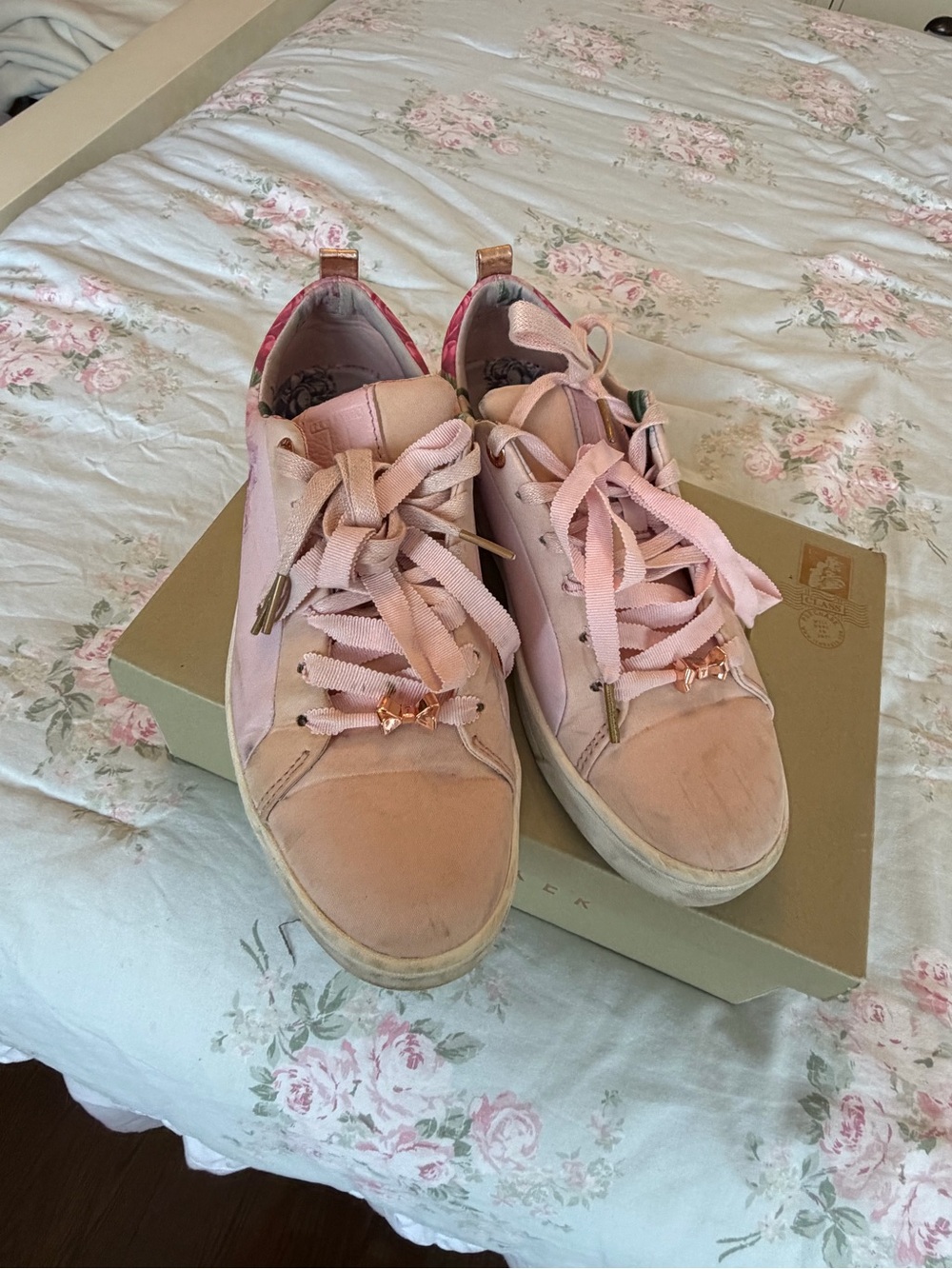 Ted Baker Pink Floral Ribbon Lace Sneakers - Picture 7 of 8
